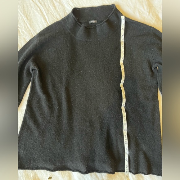 Aspesi Women’s Black Cashmere Turtleneck Sweater - Picture 5 of 12